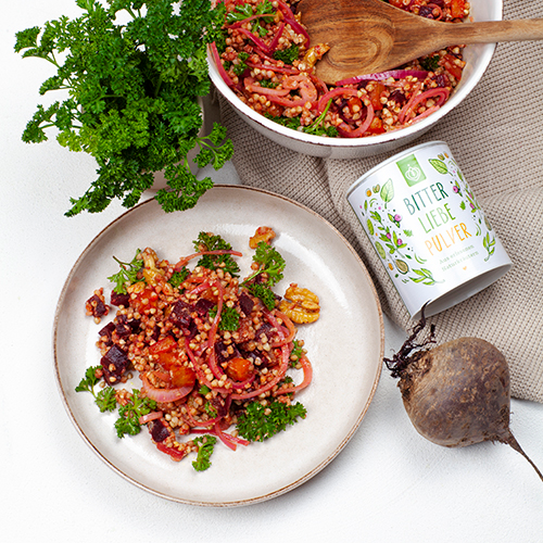 Buchweizensalat mit bunter Bete & sauren Zwiebeln